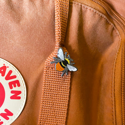 Bilberry bumblebee pin badge