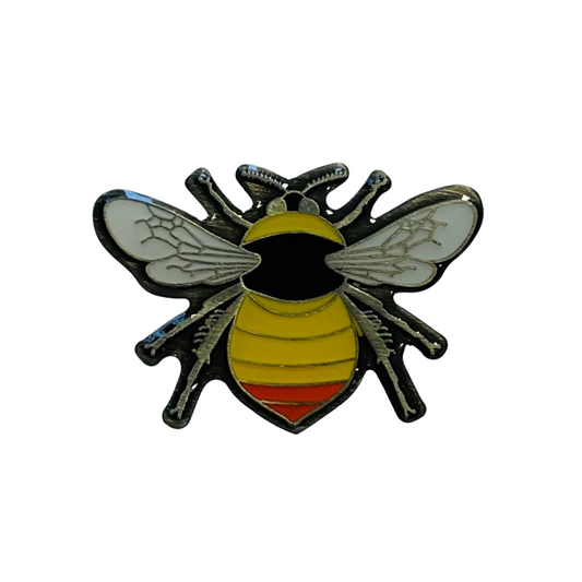 Shrill carder bee pin badge